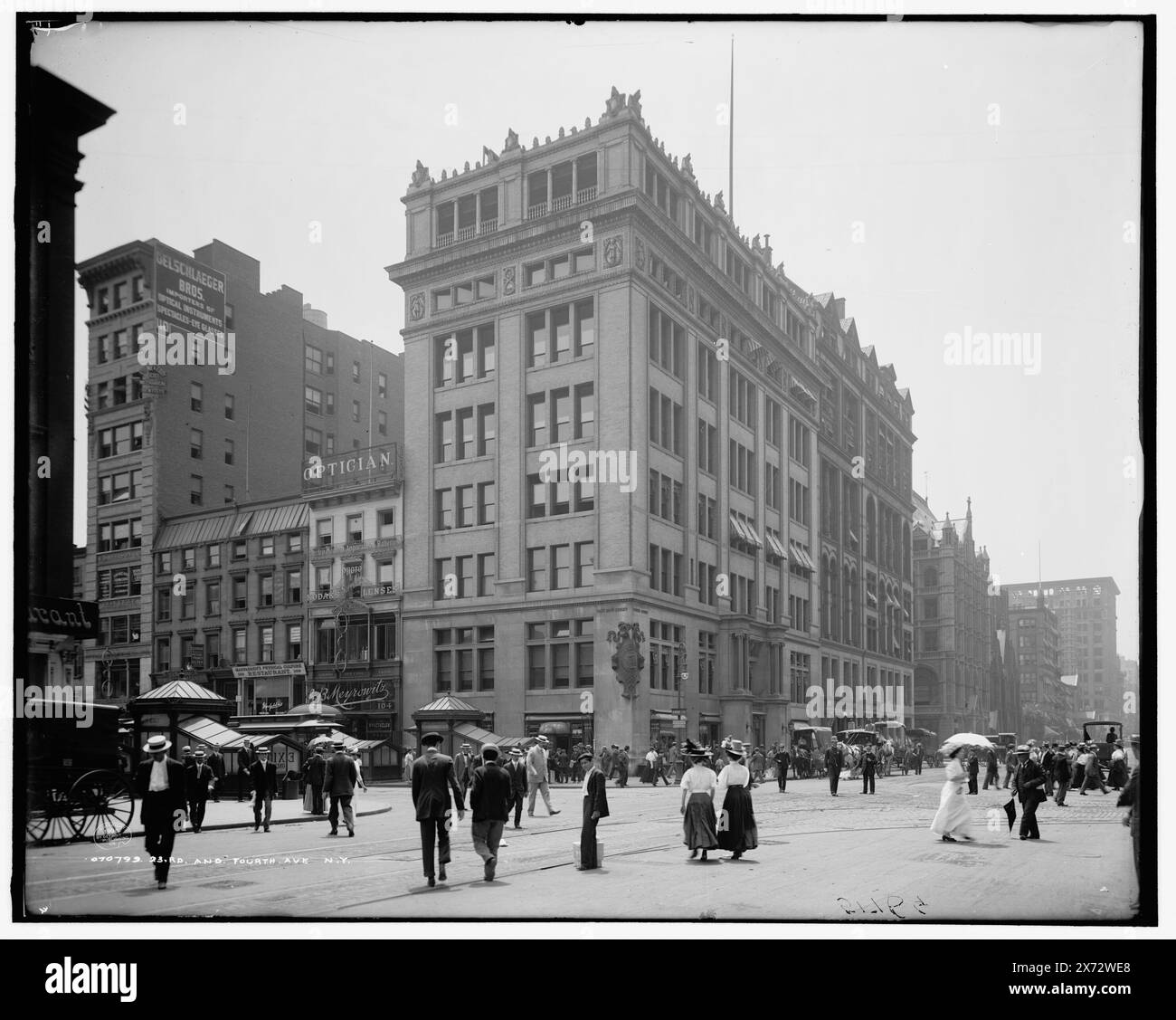 23. D. h. Twenty-Third Street und Fourth Ave., N.Y., '5176 G' auf negativ., Detroit Publishing Co.-Nr. 070799., Geschenk; State Historical Society of Colorado; 1949, Streets. , Kommerzielle Einrichtungen. , Usa, New York (Bundesstaat), New York. Stockfoto