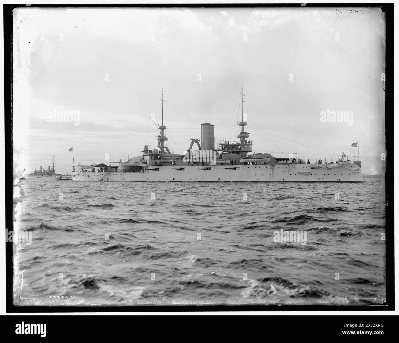 U.S.S. Illinois, Titel aus Jacke, '550 G' auf negativ, Detroit Publishing Co.-Nr. 033044., Geschenk; State Historical Society of Colorado; 1949, Illinois (Schlachtschiff), Schlachtschiffe, amerikanisch. Stockfoto
