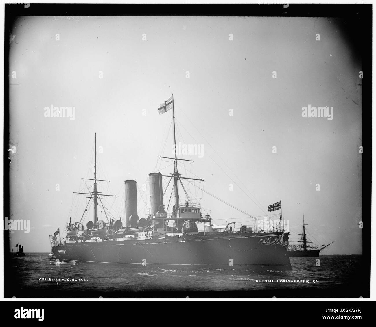 H.M.S. Blake, Detroit Publishing Co.-Nr. 021121., Geschenk; State Historical Society of Colorado; 1949, Blake (Kreuzer), Cruisers (Kriegsschiffe), British. , Columbian Naval Review, 1893. Marineparaden und Zeremonien. Stockfoto