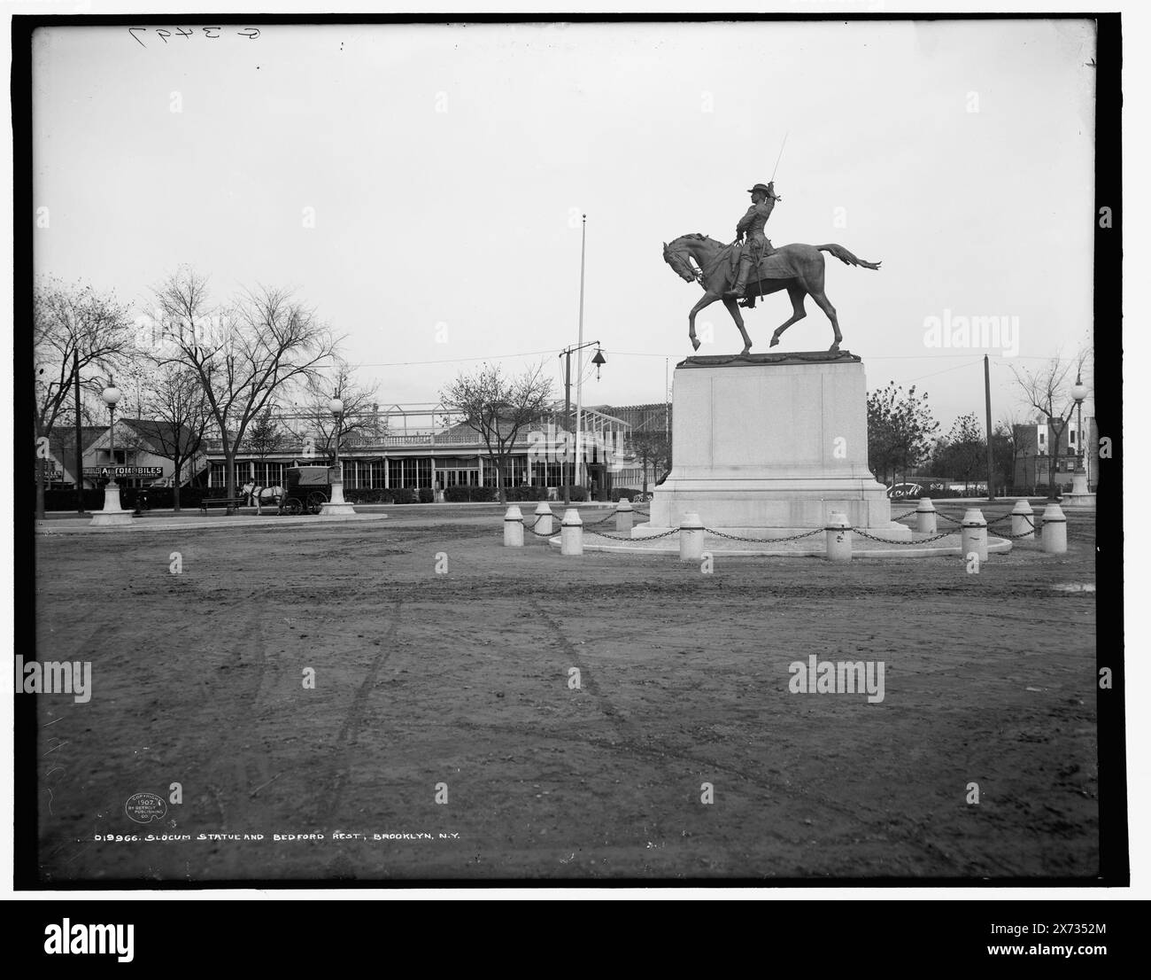 Slocum Statue and Bedford Rest, Brooklyn, N.Y., 'G 3497' und '140' auf negativ. Detroit Publishing Co.-Nr. 019966., Geschenk; State Historical Society of Colorado; 1949, Slocum, Henry Warner, 1827-1894, Statuen. , Skulptur. , Usa, New York (Bundesstaat), New York. Stockfoto