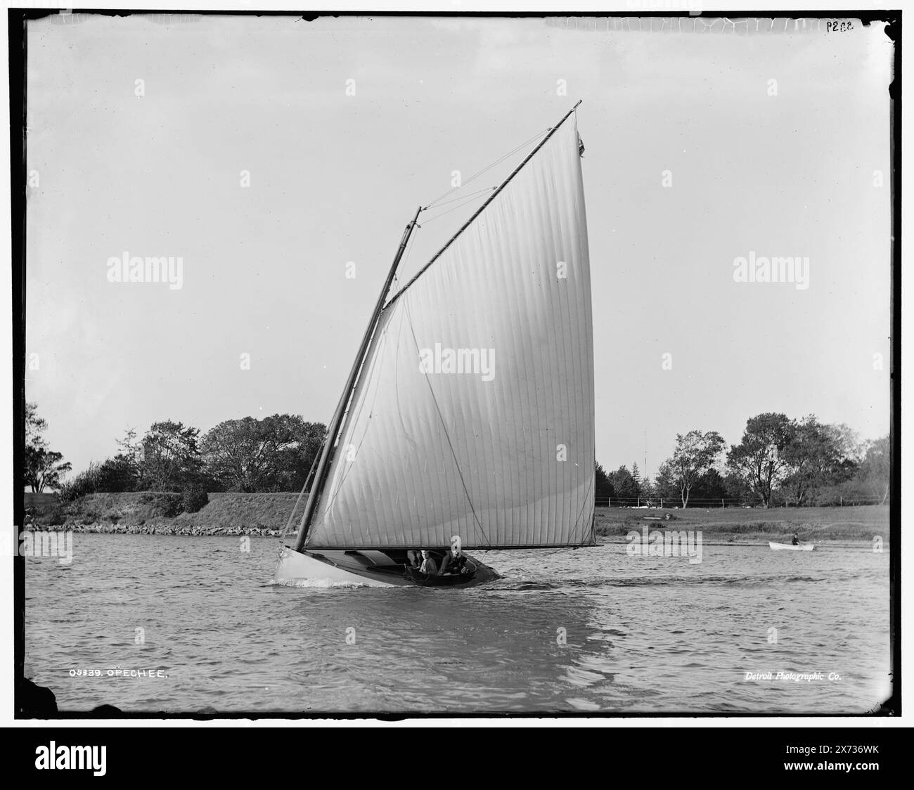 Opechee, Date Based on Detroit, Catalogue F (1899)., '729' on negative., Detroit Publishing Co.-Nr. 05339., Geschenk; State Historical Society of Colorado; 1949, Opechee (Yacht), Yachts. Stockfoto