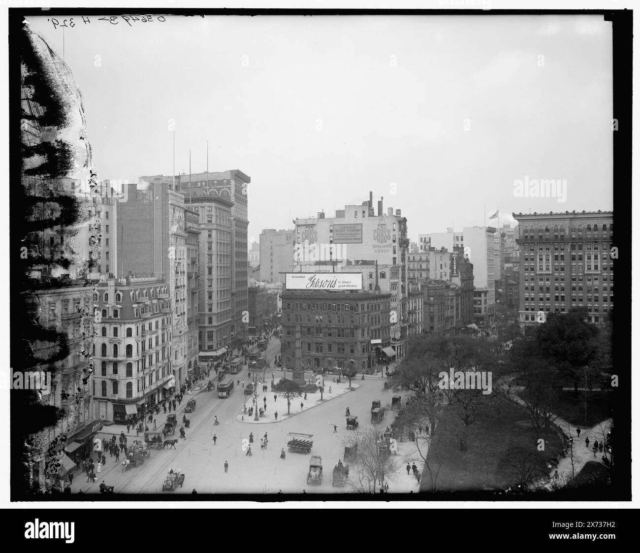 Broadway und Fifth Avenue, New York, New York, New York, Titel von Jackett, Madison Square rechts., 'H 329' auf negativ. Detroit Publishing Co.-Nr. 036493., Geschenk; State Historical Society of Colorado; 1949, Streets. , Kommerzielle Einrichtungen. , Plazas. , Usa, New York (Bundesstaat), New York. Stockfoto