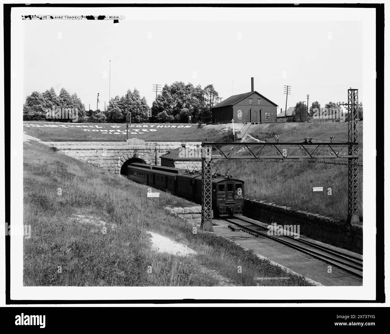 Ste. Claire, d. h. St. Clair Tunnel, Port Huron, mich, Detroit Publishing Co.-Nr. 071417., Geschenk; State Historical Society of Colorado; 1949, Railroads. , Tunnel. , Usa, Michigan, Port Huron. Stockfoto