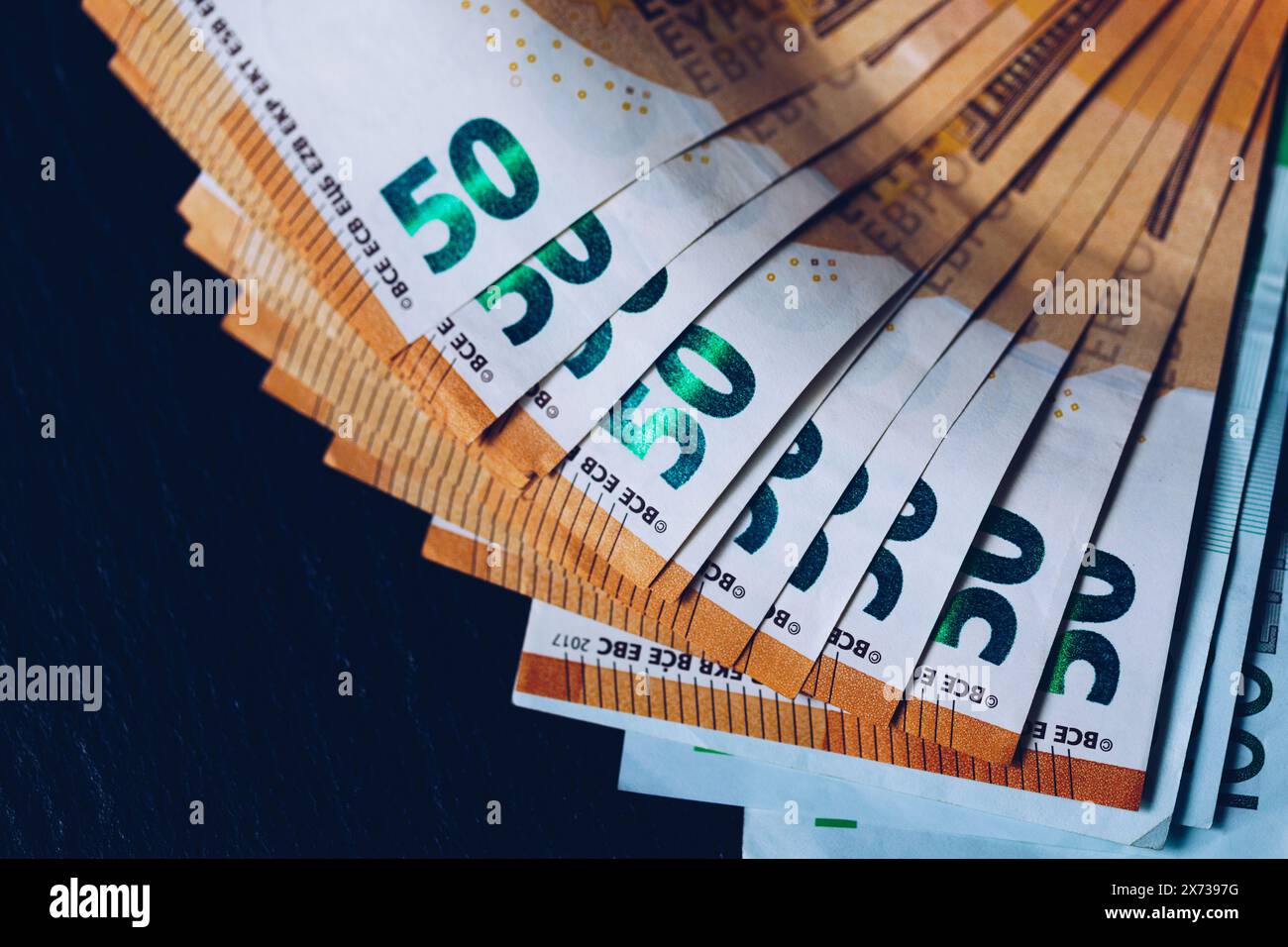 Euro, Geld, Euro cash Hintergrund. Banknoten, die von der Europäischen Union. Euro Bargeld. Viele Euro-banknoten unterschiedlicher Werte. Stockfoto