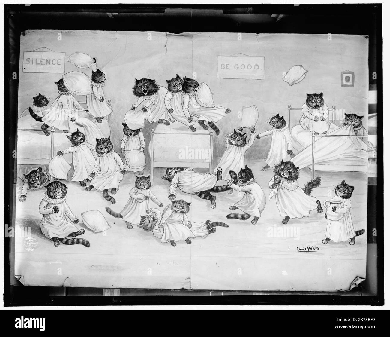 Katzen im Schlafsaal, Titel aus Jacke, Foto der Zeichnung signiert 'Louis Wain', Detroit Publishing Co.-Nr. 029199., Geschenk; State Historical Society of Colorado; 1949, Cats. , Innenräume. , Schlafsäle. , Tiere in menschlichen Situationen. Stockfoto