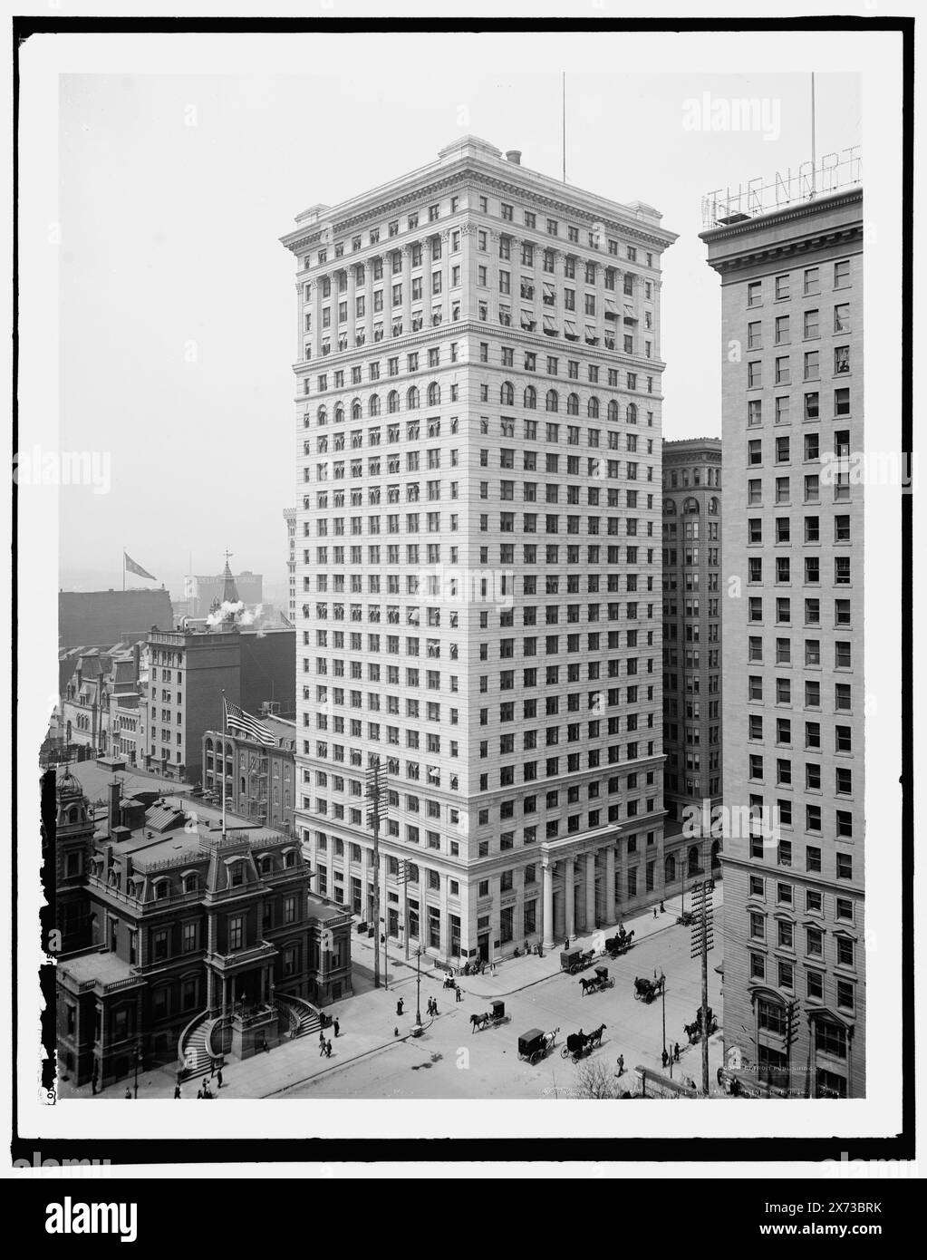 Land Title Trust Building, Philadelphia, Pa., entsprechende Glastransparenz (mit demselben Seriencode) verfügbar auf Videodisc Frame 1A-30334., Detroit Publishing Co.-Nr. 018510., Geschenk; State Historical Society of Colorado; 1949, Land Title Trust Building (Philadelphia, Pa.), Bürogebäude. , Usa, Pennsylvania, Philadelphia. Stockfoto