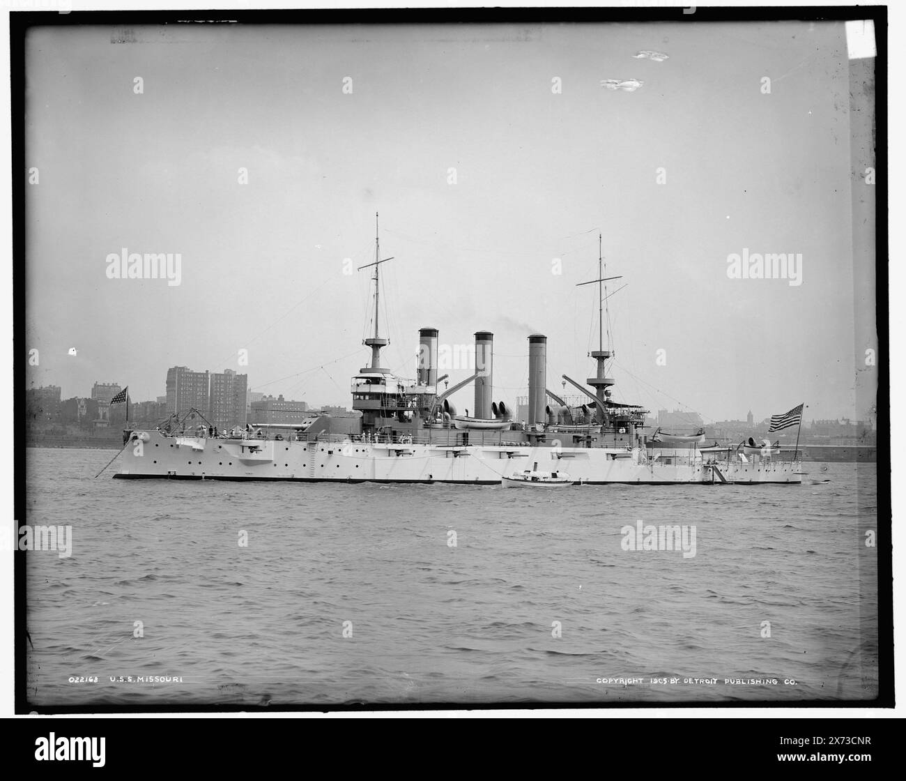 U.S.S. Missouri, '2634' auf negativ, Detroit Publishing Co.-Nr. 022168., Geschenk; State Historical Society of Colorado; 1949, Missouri (Schlachtschiff), Schlachtschiffe, amerikanisch. Stockfoto
