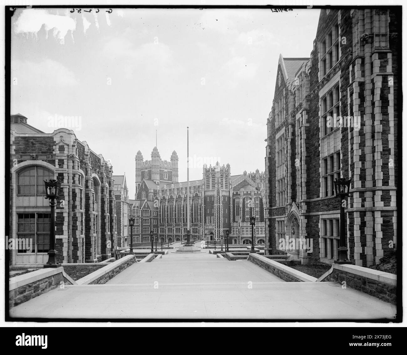 College of the City of New York (City College, City University), New York, New York, New York, Titel von Jackett, g 6286 auf negativ., Detroit Publishing Co.-Nr. 039121., Geschenk; State Historical Society of Colorado; 1949, Universities & Colleges. , Bildungseinrichtungen. , Usa, New York (Bundesstaat), New York. Stockfoto