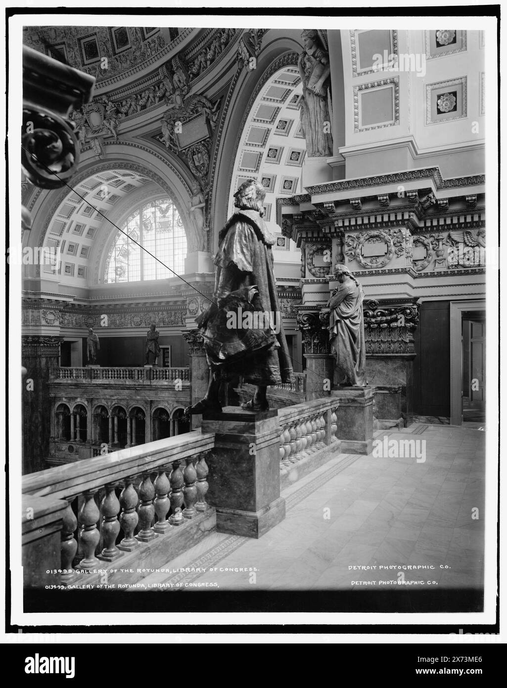 Gallery of the rotunda, Library of Congress, Date based on Detroit, Catalogue J Supplement (1901-1906)., Detroit Publishing Co. No.. 013499., Geschenk; State Historical Society of Colorado; 1949, Bibliotheken. , Innenräume. , Vereinigte Staaten, District of Columbia, Washington (D.C.) Stockfoto