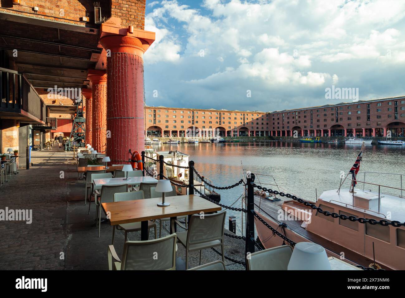 Sonnenuntergang am Royal Albert Dock in Liverpool. Stockfoto