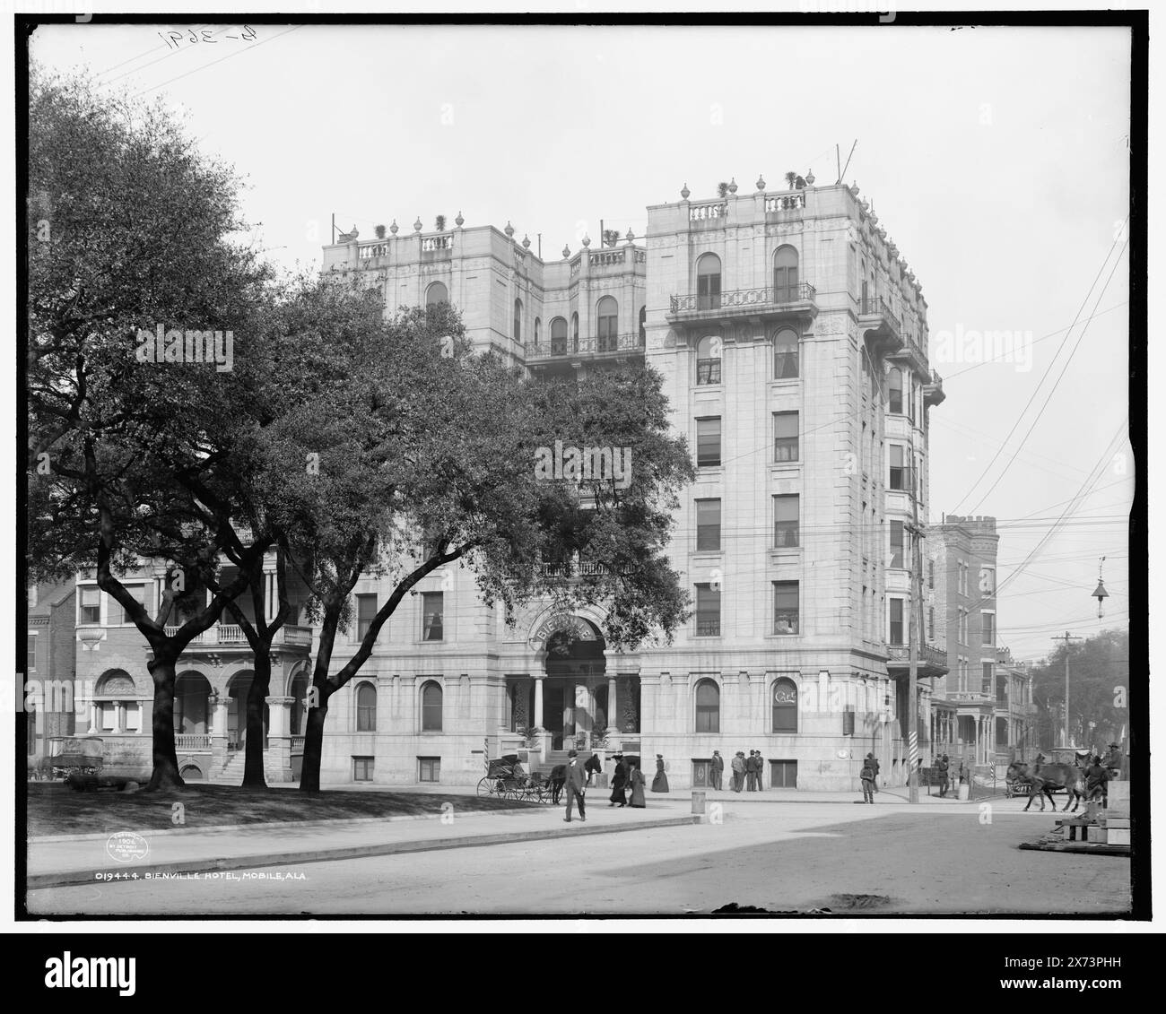 Bienville Hotel, Mobile, Ala., 'G 3691' und '71' auf negativ., Detroit Publishing Co.-Nr. 019444., Geschenk; State Historical Society of Colorado; 1949, Hotels. , Usa, Alabama, Mobile. Stockfoto