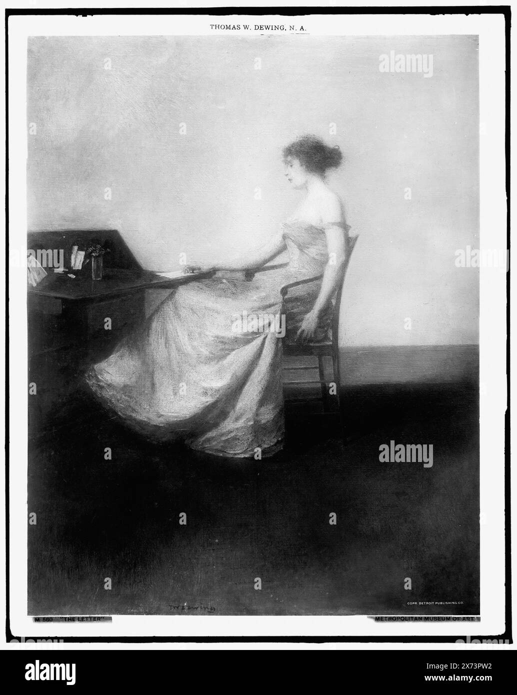 The Letter, Title in Thistle Publications: Writing a Letter., Date Based on Detroit, Thistle Publications (1912)., Foto eines Gemäldes signiert 'T.W. Dewing' im Metropolitan Museum of Art., Detroit Publishing Co. No M 560., Geschenk; State Historical Society of Colorado; 1949, Women. , Schreiben. , Innenräume. Stockfoto
