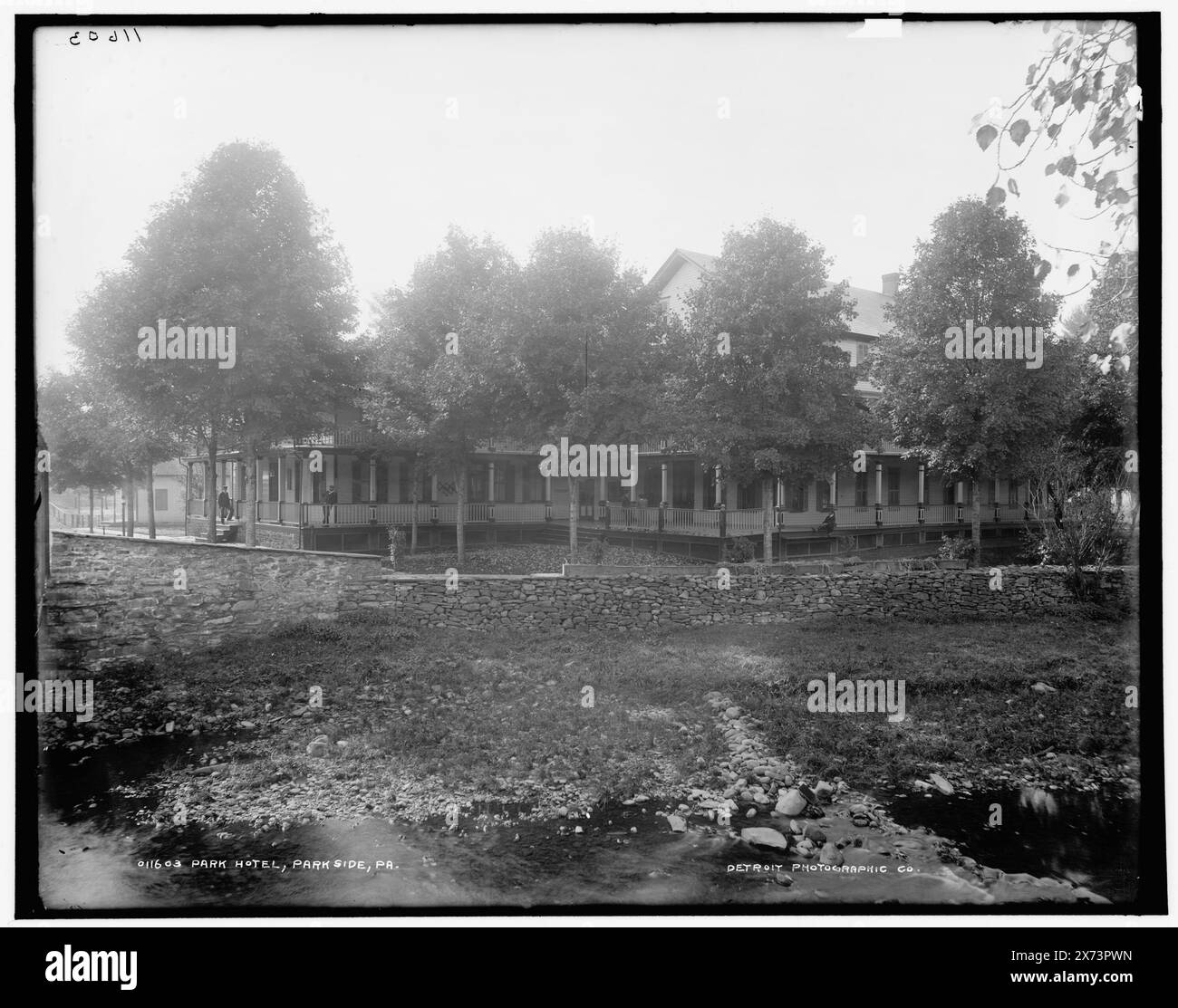 Park Hotel, Parkside, Pa., Detroit Publishing Co.-Nr. 011603., Geschenk; State Historical Society of Colorado; 1949, Park Hotel (Parkside, Pa.), Hotels. , Usa, Pennsylvania, Parkside. Stockfoto