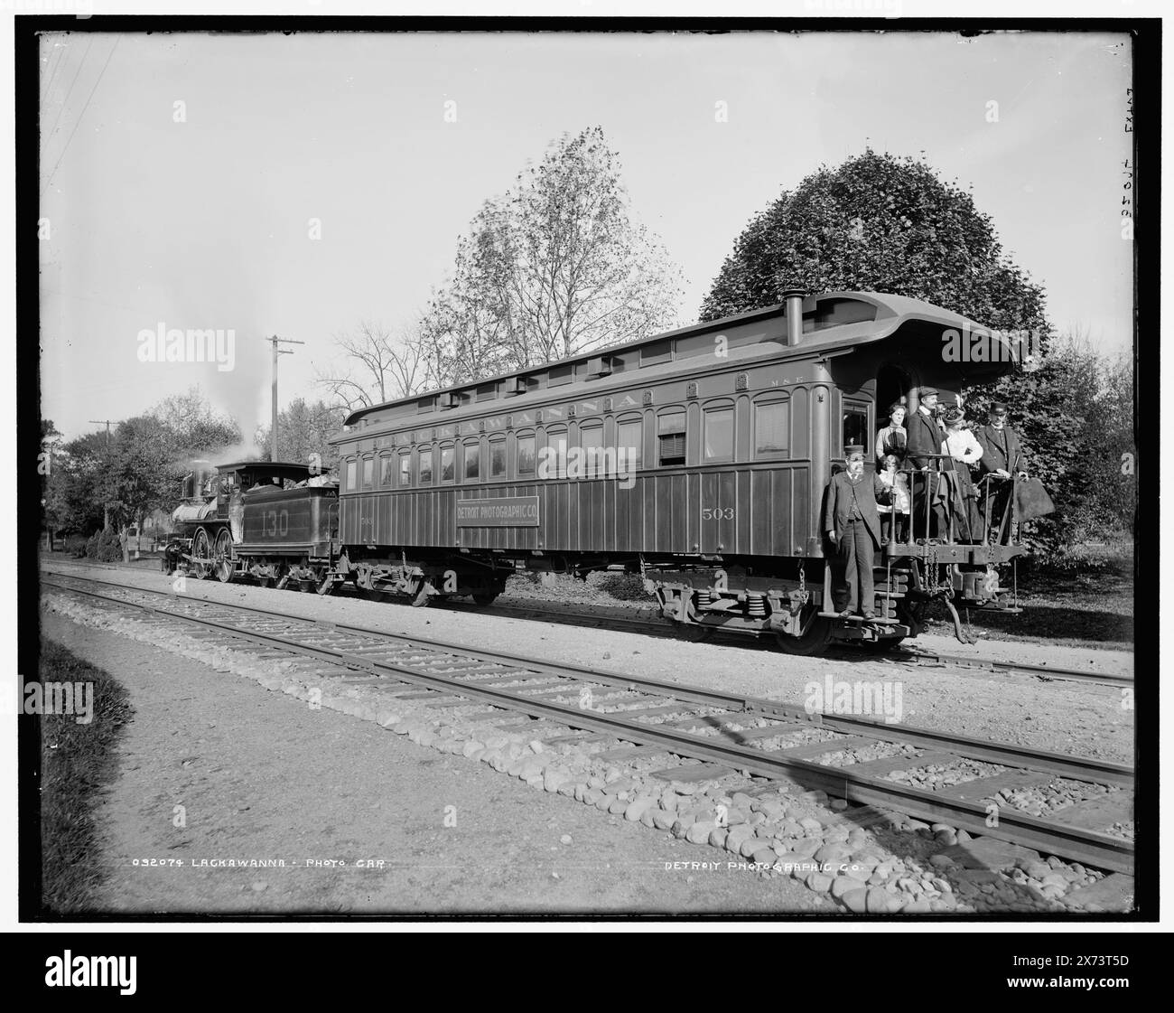 Lackawanna Photo Car, Detroit Photographic Co. Railroad Car., Detroit Publishing Co.-Nr. 032074., Gift; State Historical Society of Colorado; 1949 Delaware, Lackawanna und Western Railroad. Detroit Publishing Co., Railroad Cars. , Eisenbahngesellschaften. , Fotostudios. Stockfoto