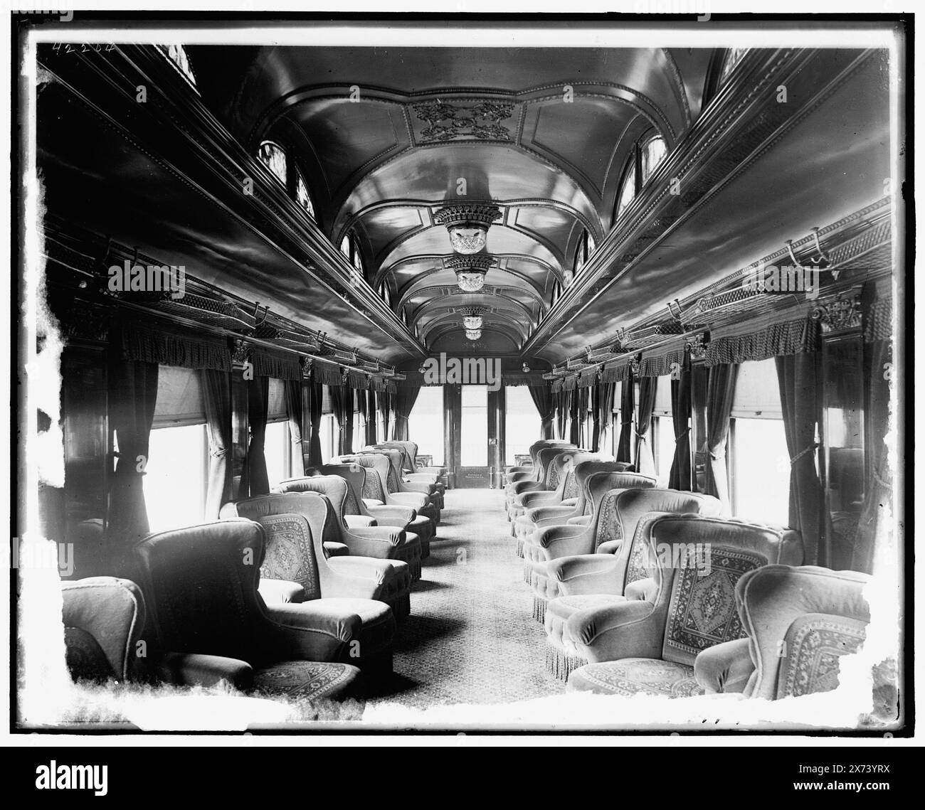 Chicago and Alton Railroad Car Interiors, Titel aus Jacke, Detroit Publishing Co.-Nr. 042204., Geschenk; State Historical Society of Colorado; 1949, Railroad Pkw. Stockfoto