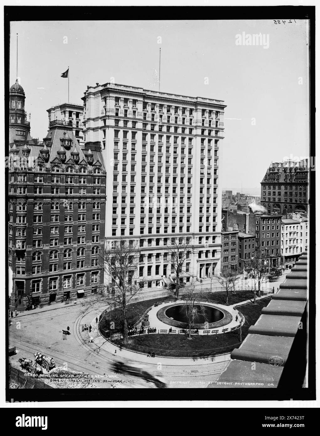 Bowling Green Offices, New York, Detroit Publishing Co.-Nr. 012488., Geschenk; State Historical Society of Colorado; 1949, Parks. , Bürogebäude. , Usa, New York (Bundesstaat), New York. Stockfoto