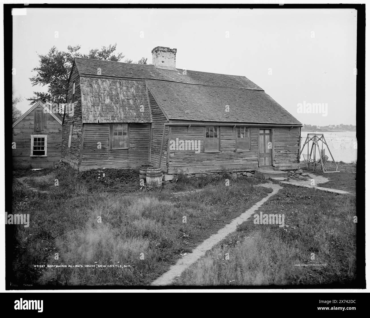 Boatswain Allan's House, New Castle, N.H., '135' auf negative, Detroit Publishing Co.-Nr. 071527., Geschenk; State Historical Society of Colorado; 1949, Dwellings. , Usa, New Hampshire, New Castle. Stockfoto