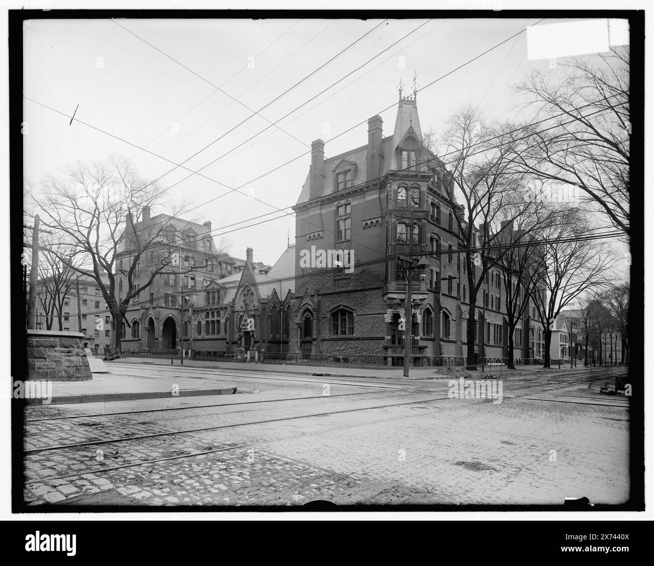 Divinity School, Yale University, New Haven, Conn., Titel aus Jacke. '3926' und 'extra' auf negativ, Detroit Publishing Co.-Nr. 039339., Geschenk; State Historical Society of Colorado; 1949, Theologische Seminare. , Bildungseinrichtungen. , Usa, Connecticut, New Haven. Stockfoto