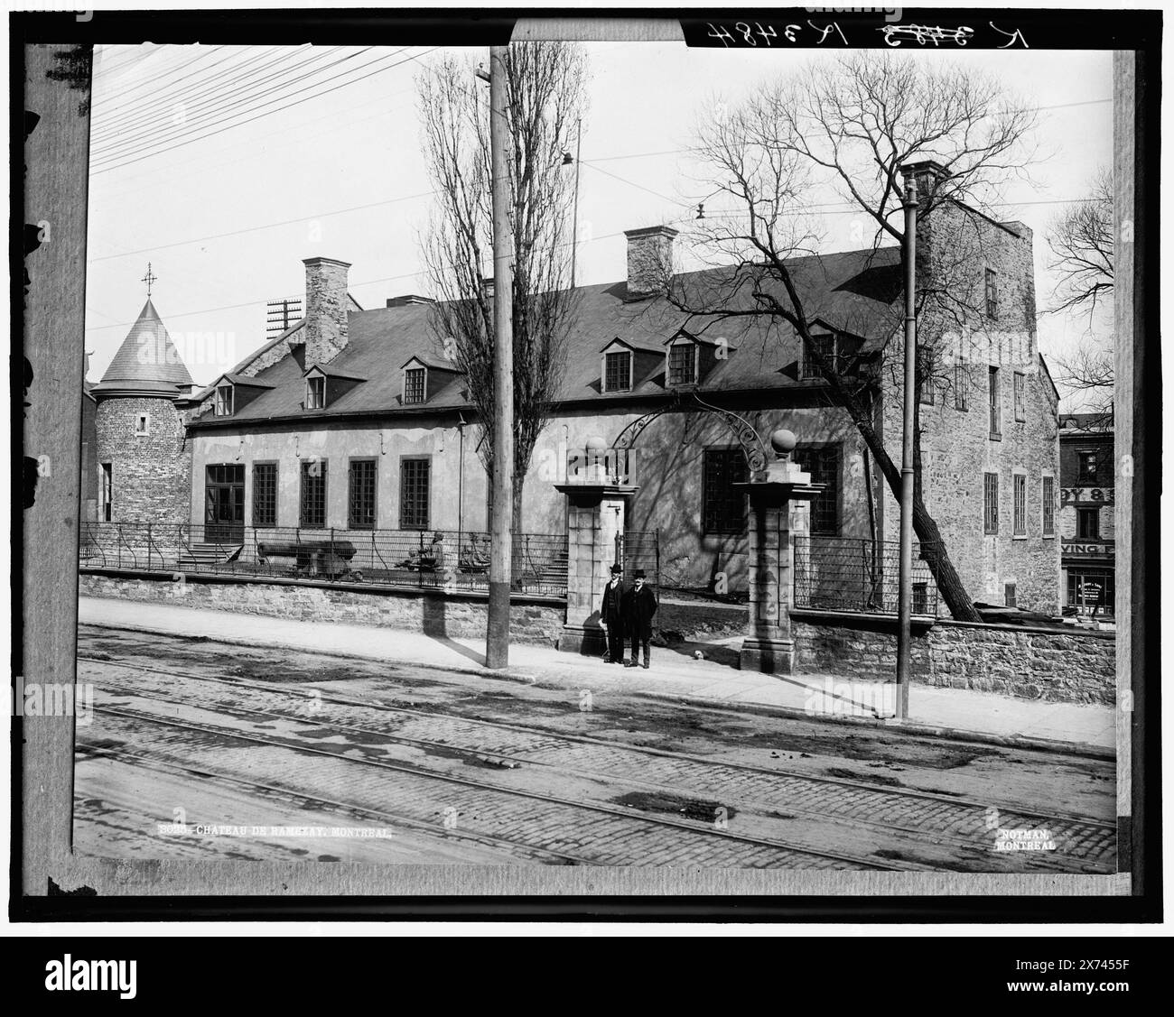 Chateau de Ramezay, Montreal, Foto eines Fotos mit der Aufschrift „Notman, Montreal“ und „3025.“, „K 3484“ auf negativ. No. Detroit Publishing Co. No., Gift; State Historical Society of Colorado; 1949, Galerien & Museen. , Kanada, Quebec (Provinz), Montreal. Stockfoto