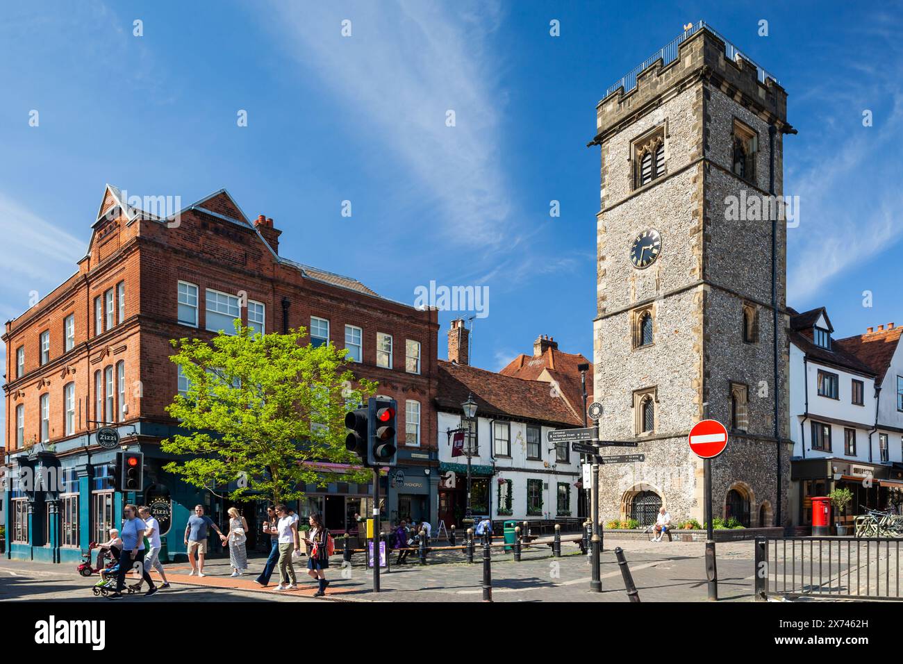 Uhrenturm im Stadtzentrum von St. Albans, Hertfordshire, England. Stockfoto