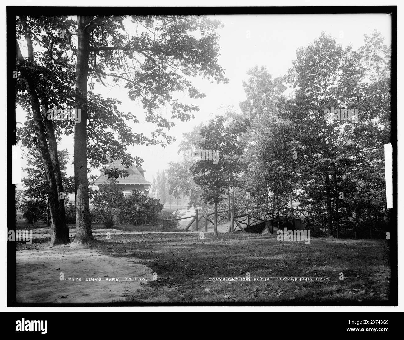 Lenk's Park, Toledo, Detroit Publishing Co.-Nr. 07378., Geschenk; State Historical Society of Colorado; 1949, Lenk Wine Company. , Parks. , Weinindustrie. , Usa, Ohio, Toledo. Stockfoto