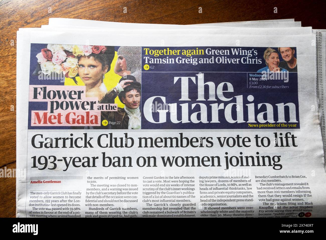 „Garrick Club-Mitglieder stimmen dafür ab, 193 - Year Ban on Women Join“ Guardian Zeitung Schlagzeile Titelseite 8 Mai 2024 London England Großbritannien Stockfoto