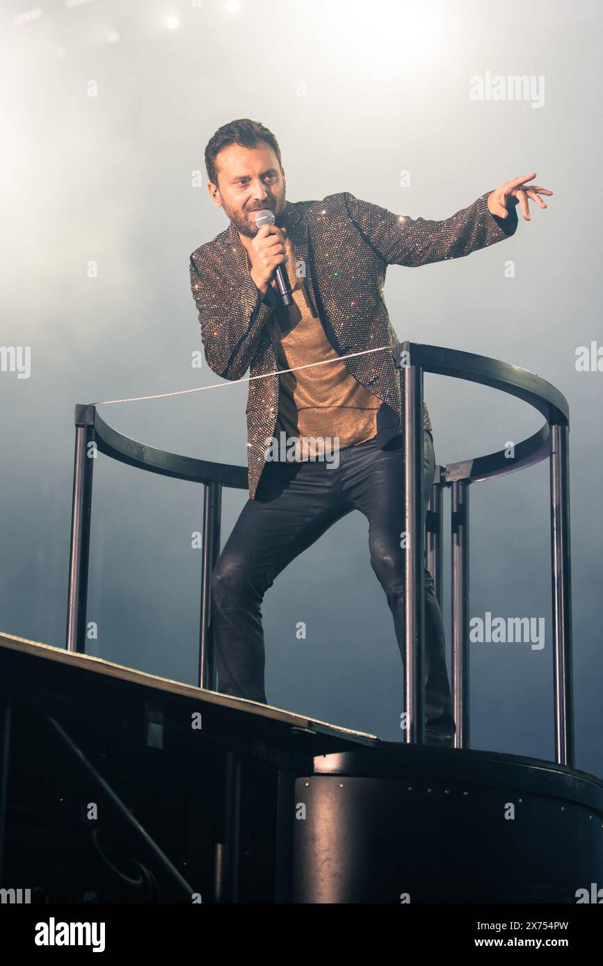 Torino, Italien. 2022 trat der italienische Sänger Cesare Cremonini live auf der Bühne des Stadio Grande Torino auf. Anrede: Andrea Pinna Stockfoto