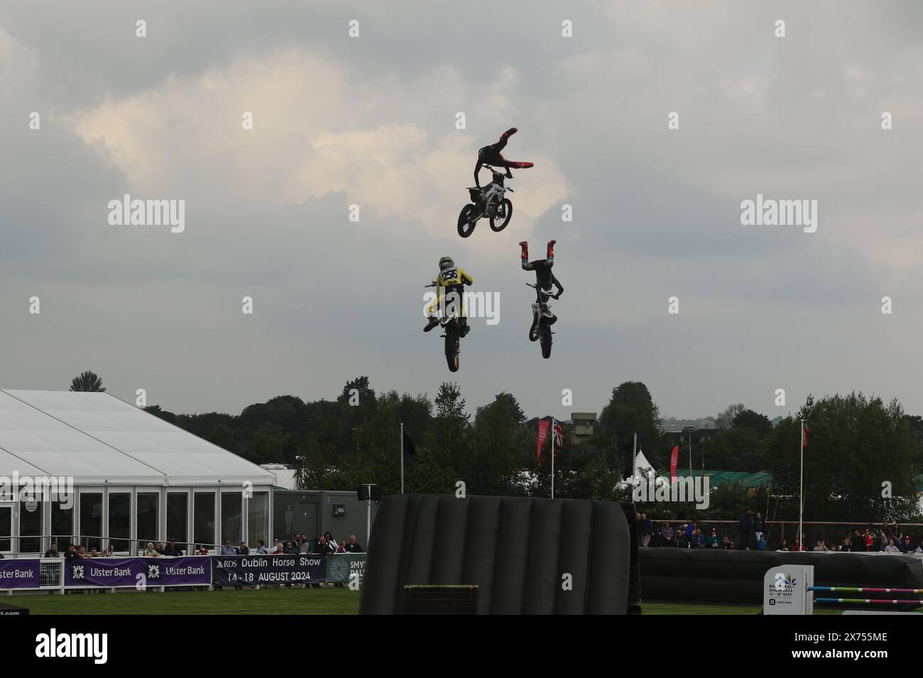 Bolddog Lings FMX auf der Balmoral Show 2024 im Eikon Exhibition Centre Stockfoto