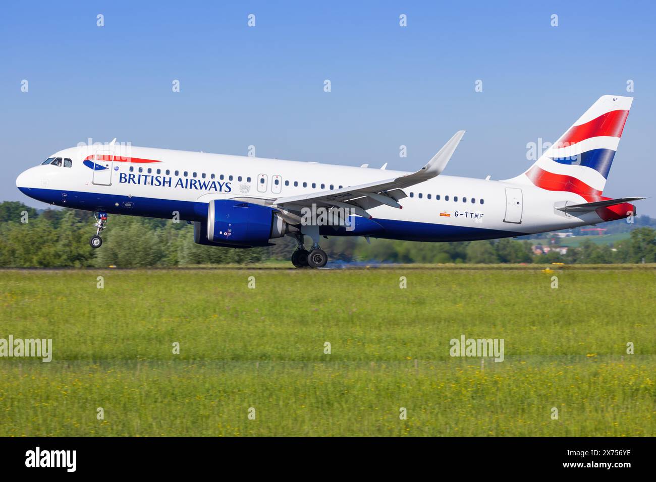 Zürich, 1. Mai 2024: Britische Flugzeuge Airbus A320 am Flughafen Zürich Stockfoto