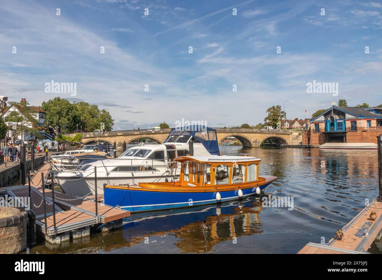 Boote an der Themse, Henley an der Themse, Oxfordshire, England Stockfoto