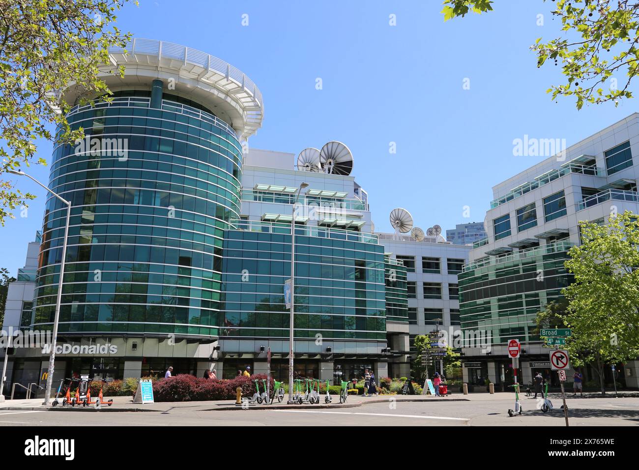 KOMO Plaza East, Broad Street, Seattle, Elliott Bay, Puget Sound, King County, Bundesstaat Washington, USA, Golf von Alaska, Nordamerika Stockfoto