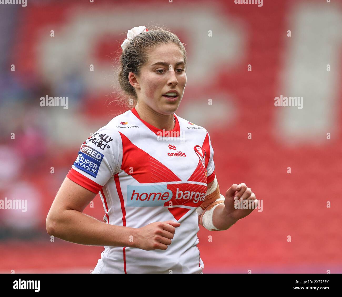 Phoebe Hook of St Helens während des Betfred Women's Challenge Cup Match St Helens Women vs York City Knights Women im Eco-Power Stadium, Doncaster, Großbritannien, 18. Mai 2024 (Foto: Mark Cosgrove/News Images) Stockfoto