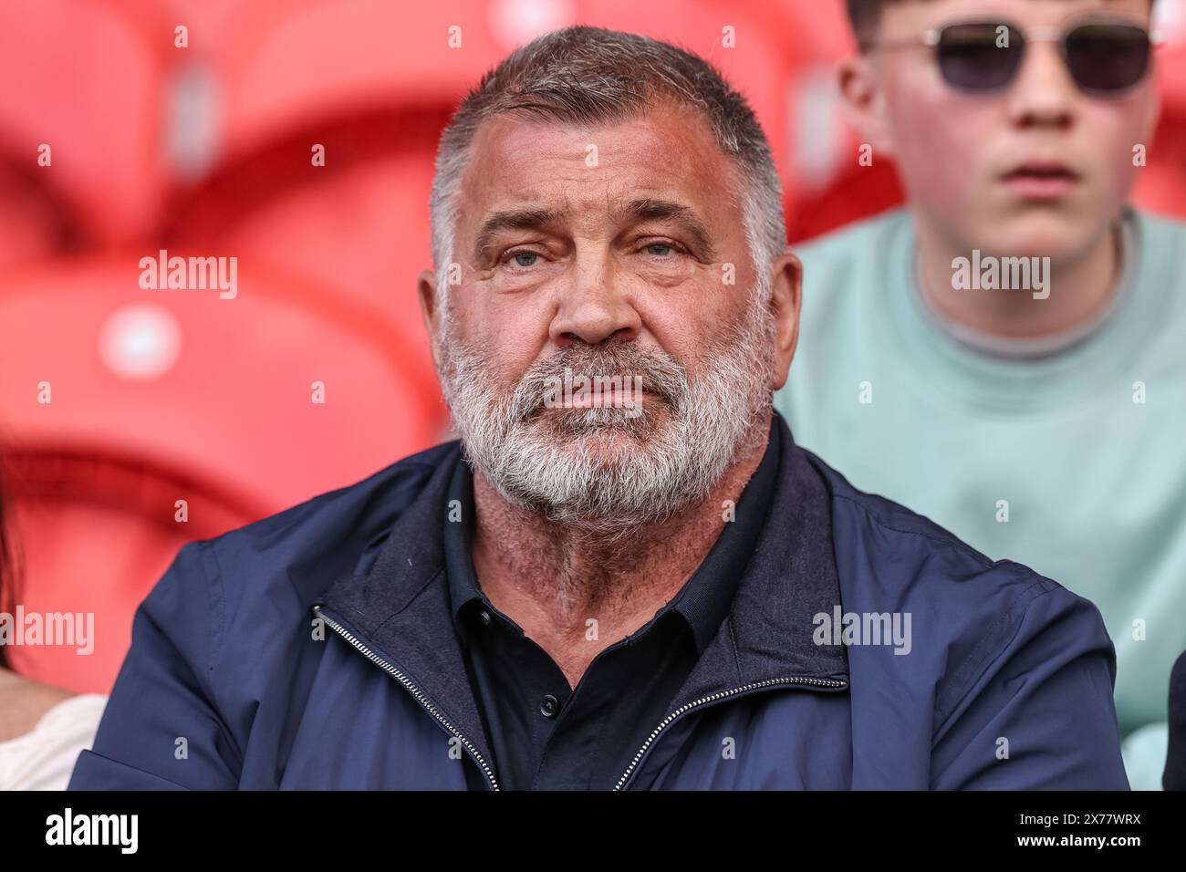 Shaun Wane England Rugby League Manager beobachtet das Spiel während des Halbfinales des Betfred Challenge Cup Hull KR gegen Wigan Warriors im Eco-Power Stadium, Doncaster, Großbritannien, 18. Mai 2024 (Foto: Mark Cosgrove/News Images) Stockfoto