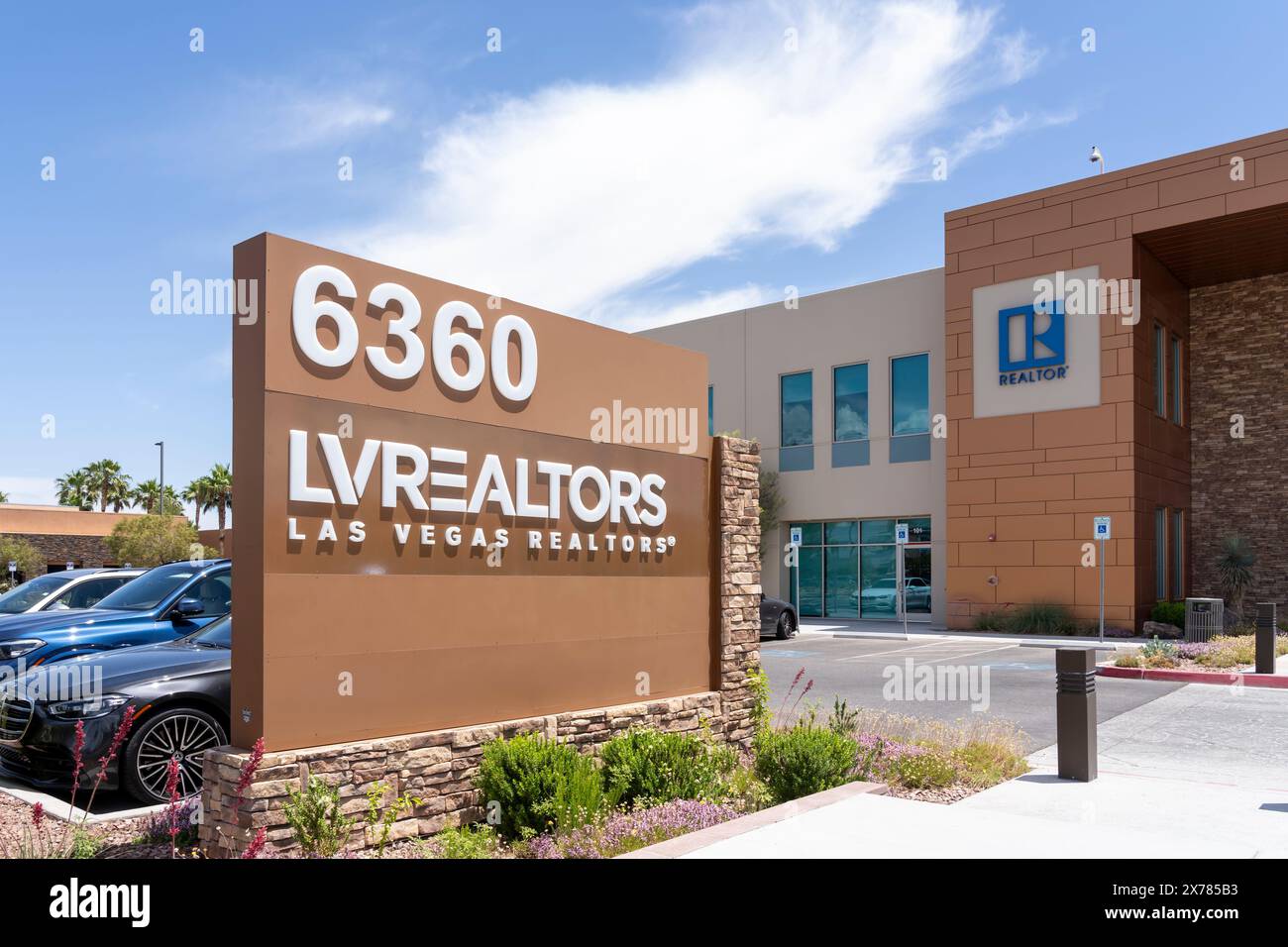 Las Vegas, Nevada, USA - 31. Mai 2023: Büro DER IMMOBILIENMAKLER in Las Vegas auf dem S Rainbow Blvd in Las Vegas, Nevada, USA. Stockfoto