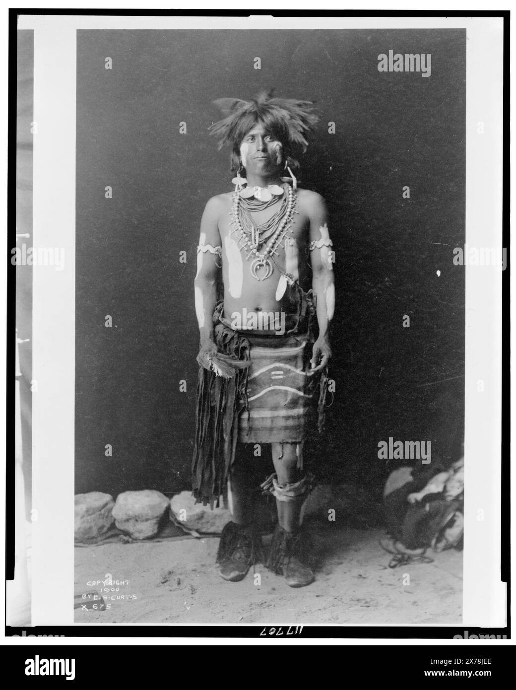 Schlangentänzer im Kostüm, Edward S. Curtis Collection 675.. Indians of North America, Bekleidung & Kleidung, 1900. Hopi Indians, Kleidung & Kleidung, 1900. , Zeremonielle Tänzer, 1900. Stockfoto