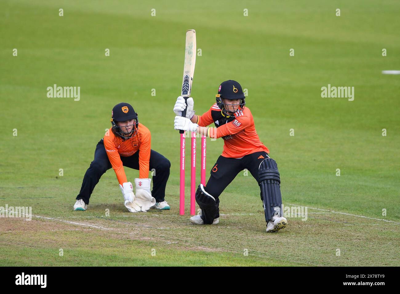 Southampton, Großbritannien, 18. Mai 2024. Lucy Higham vom Blaze-Batting während des Charlotte Edwards Cup-Spiels zwischen den Southern Vipers und den Blaze im Utilita Bowl, Southampton. Quelle: Dave Vokes/Alamy Live News Stockfoto