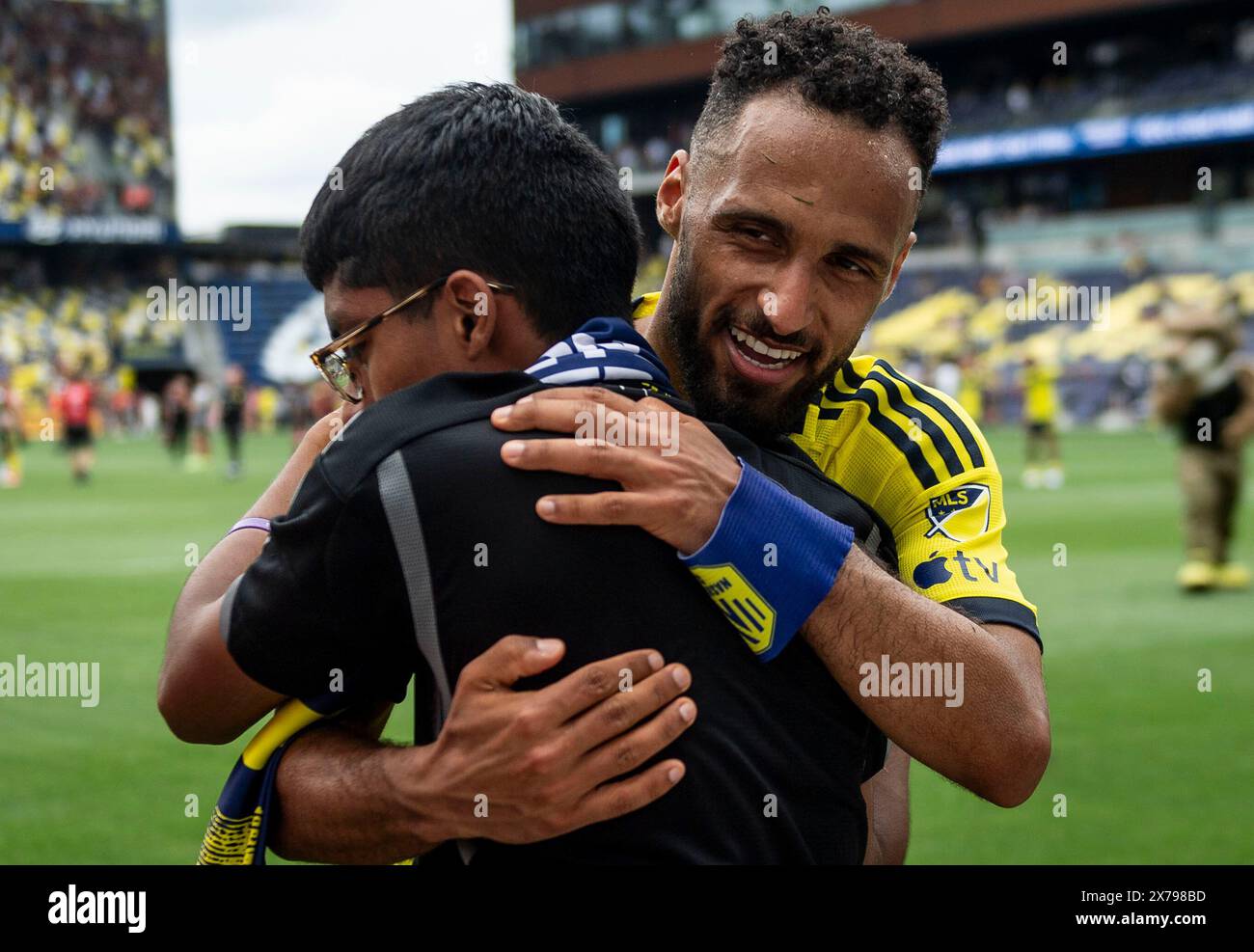 Nashville, Tennessee, USA. Mai 2024. Der Nashville SC-Mittelfeldspieler Hany Mukhtar (10) begrüßt seine Fans nach seinem MLS-Fußballspiel gegen Atlanta United FC in Nashville. (Kreditbild: © Camden Hall/ZUMA Press Wire) NUR REDAKTIONELLE VERWENDUNG! Nicht für kommerzielle ZWECKE! Stockfoto