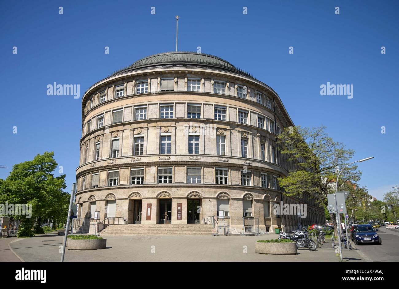 Senatsverwaltung für Justiz und Verbraucherschutz, Salzburger Straße, Schöneberg, Berlin, Deutschland Stockfoto