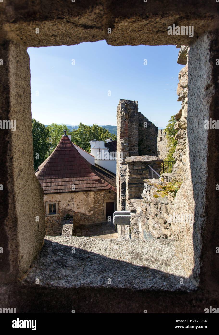 Die Ruine der Burg Klenova in Hrad Klenová, Janovice nad Uhlavou, Tschechische Republik Stockfoto