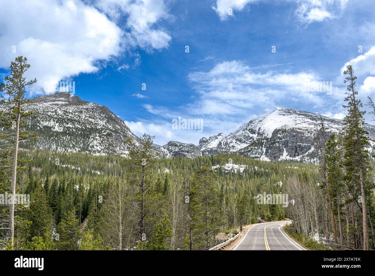 Rocky Mountain National Park in der Nähe von Estes Park Colorado Mountains - Berglandschaft - Schnee auf einem Berggipfel Stockfoto