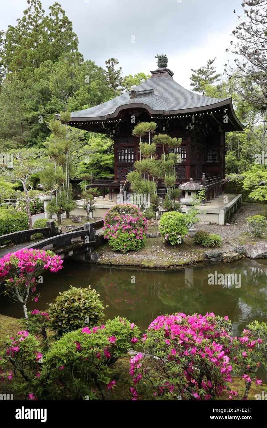 Benten-Do und japanischer Garten im Seiryoji-Tempel, Kyoto, Japan Stockfoto