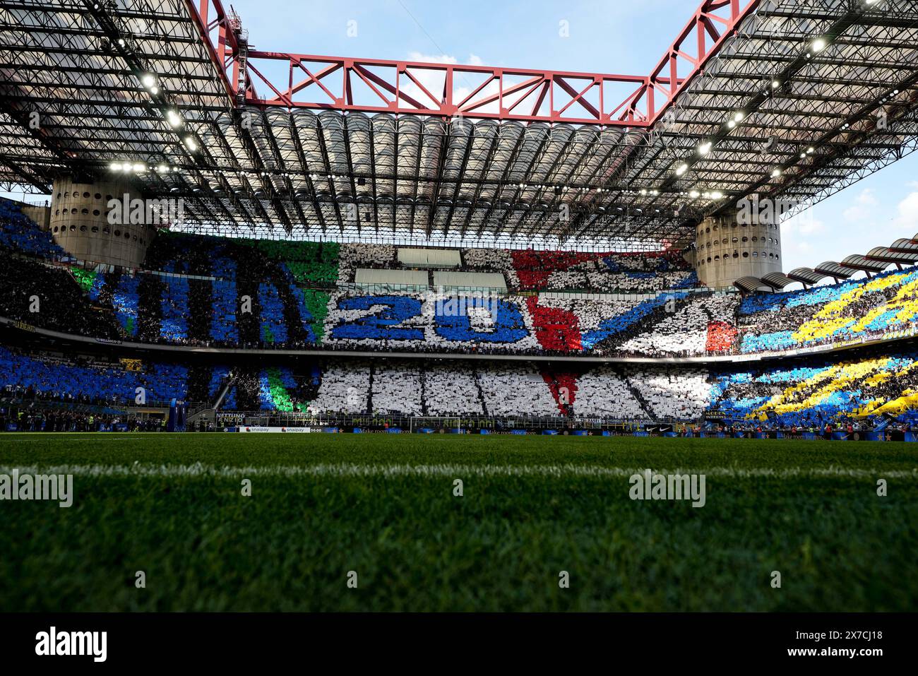 Mailand, Italien. Mai 2024. Inters Choreografie vor dem Fußball-Spiel der Serie A zwischen Inter und Lazio im San Siro Stadion in Norditalien - Sonntag, 19. Mai 2024. Sport - Fußball . (Foto: Spada/LaPresse) Credit: LaPresse/Alamy Live News Stockfoto