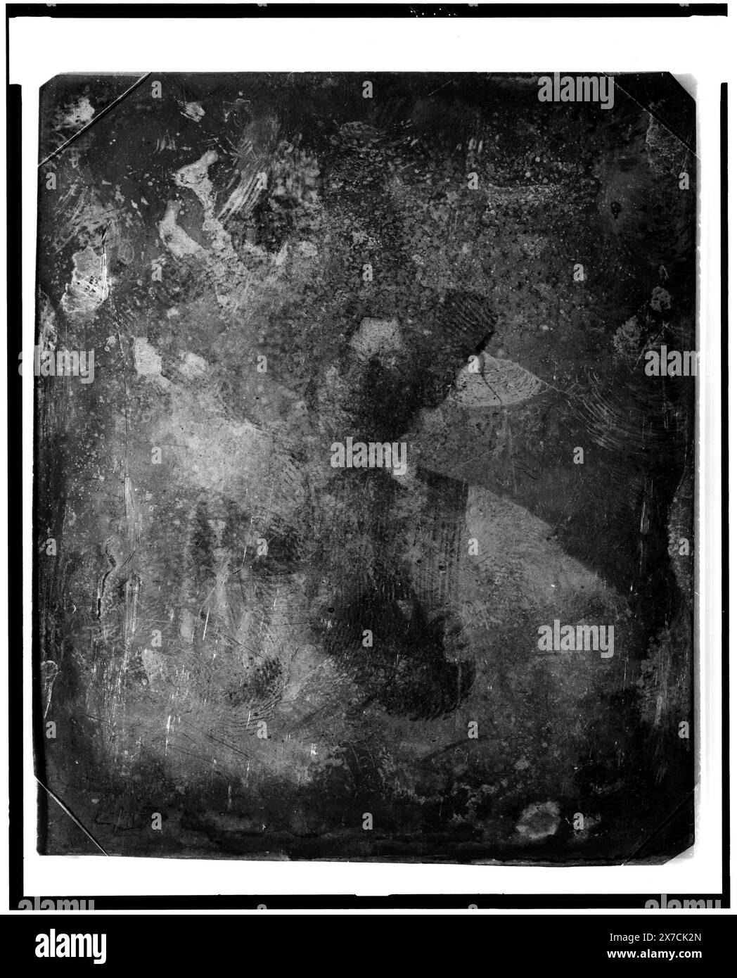 Nicht identifizierter Mann, Porträt dreiviertel Länge, nach vorne gerichtet, mit Hut, auf der Rückseite des Tellers gekratzt: 322., Transfer; U.S. war College; 1920; (DLC/PP-1920:46153). ist Teil der Daguerreotype-Sammlung, produziert von Mathew Bradys Studio. Stockfoto