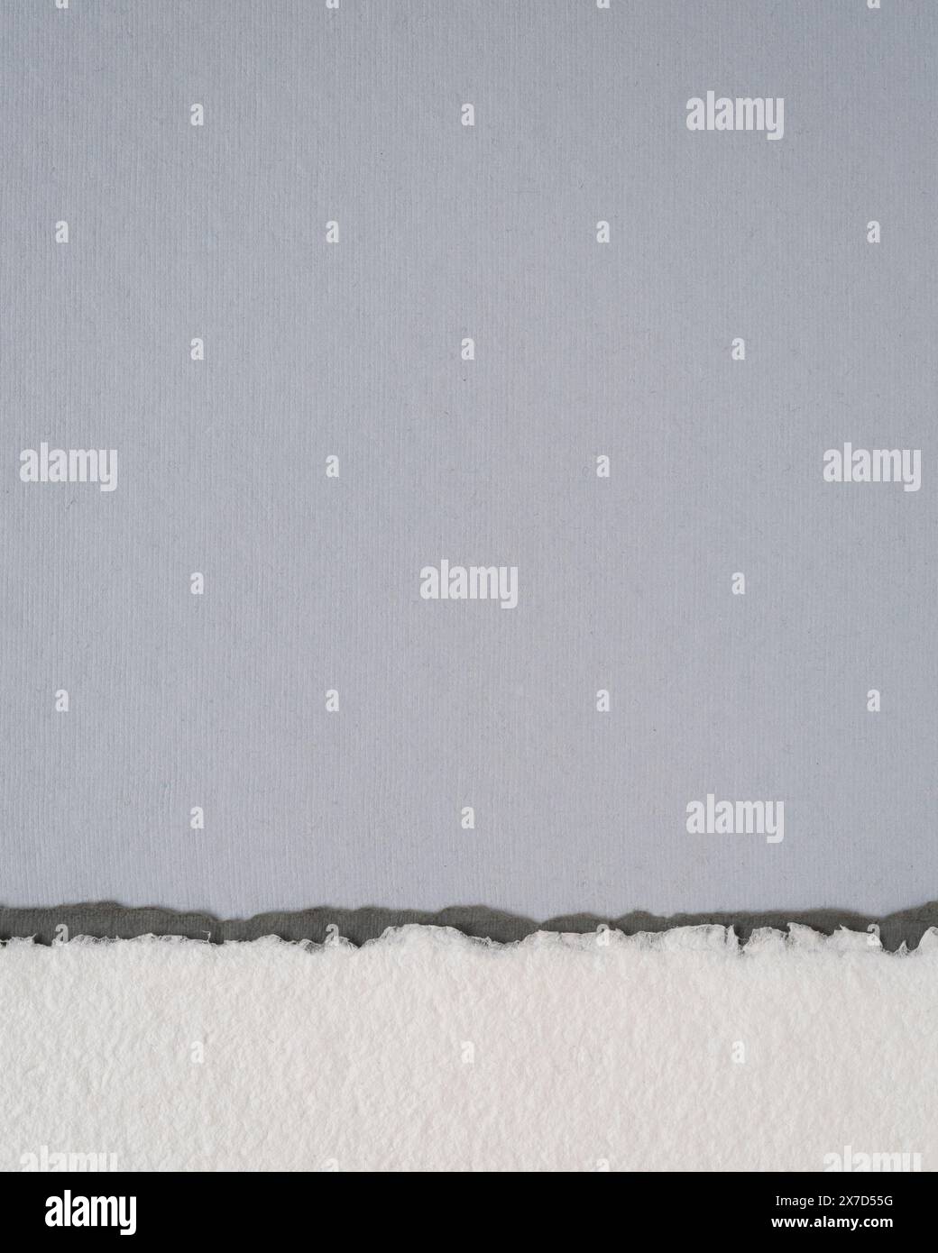 Abstrakte Papierlandschaft im vertikalen Format - Sammlung handgefertigter texturierter Kunstdruckpapiere Stockfoto