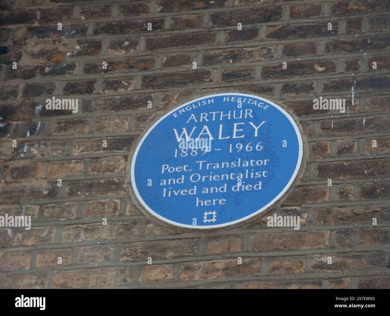 English Heritage Tafel zu Ehren von Arthur Waley (1889–1966), Southwood Lane, Highgate, London, Großbritannien. Arthur David Waley (* Arthur David Schloss) Stockfoto