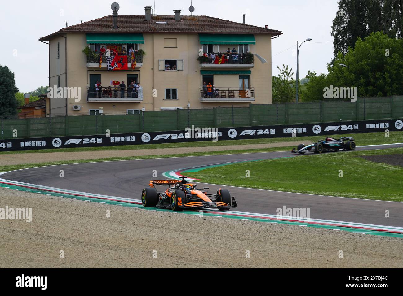 Imola, Bo, ITALIEN. Mai 2024. Oscar Piastri (aus) – McLaren Formel-1-Team – McLaren MCL38 – Mercedes. Während der FORMEL 1 MSC KREUZFAHRTEN GRAN PREMIO DEL MADE IN ITALY E DELL'EMILIA-ROMAGNA 2 Autodromo Enzo e Dino Ferrari, Imola (BO) Italien (Bild: © Alessio de Marco/ZUMA Press Wire) NUR REDAKTIONELLE VERWENDUNG! Nicht für kommerzielle ZWECKE! Stockfoto