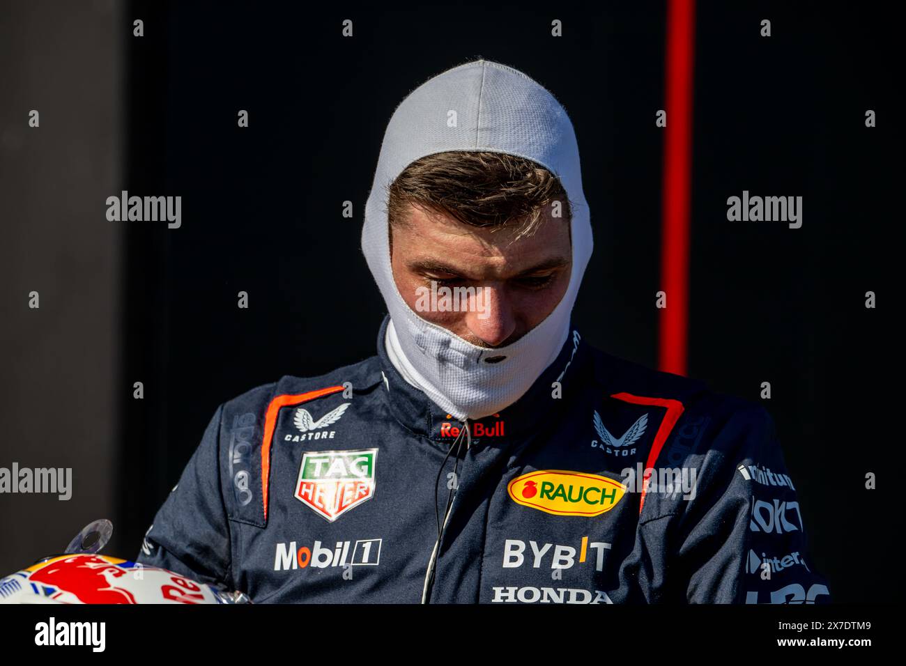 RENNSTRECKE IMOLA, ITALIEN – 18. MAI: Max Verstappen, Red Bull Racing RB19 beim Grand Prix der Emilia Romagna auf dem Imola Circuit am Samstag, 18. Mai 2024 in Imola, Italien. (Foto: Michael Potts/BSR Agency) Credit: BSR Agency/Alamy Live News Stockfoto