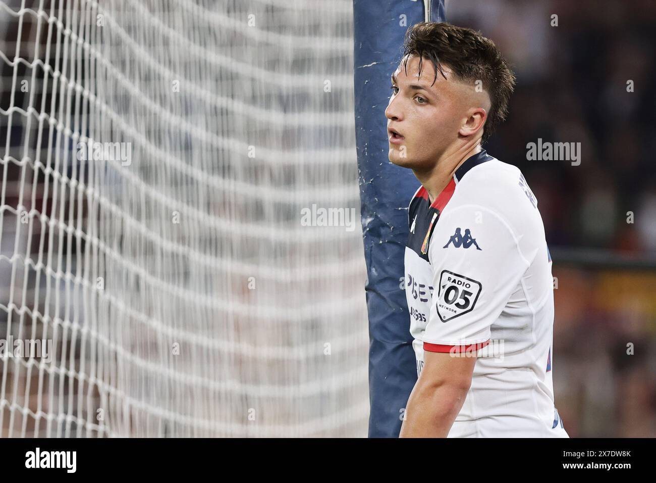 Rom, Italie. Mai 2024. Mateo Retegui von Genua reagiert während des italienischen Meisterschaftsspiels Serie A zwischen AS Roma und Genua CFC am 19. Mai 2024 im Stadio Olimpico in Rom, Italien - Foto Federico Proietti/DPPI Credit: DPPI Media/Alamy Live News Stockfoto