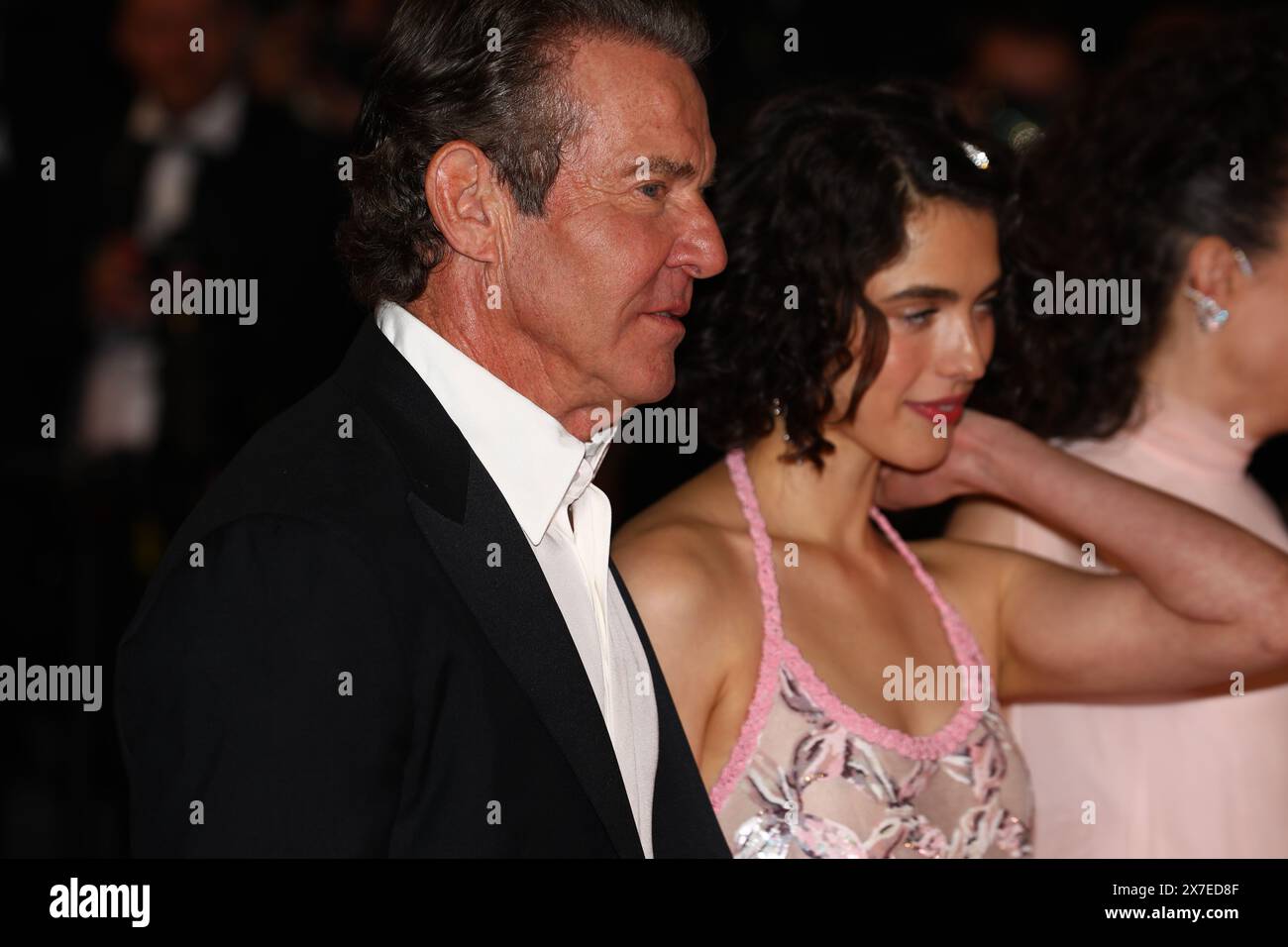 19. Mai 2024, Cannes, Cote D'azur, Frankreich: DENNIS QUAID geht auf dem roten Teppich vor der Premiere von „The Substance“ beim 77. Jährlichen Filmfestival von Cannes im Palais des Festivals in Cannes (Foto: © Mickael Chavet/ZUMA Press Wire) NUR ZUR REDAKTIONELLEN VERWENDUNG! Nicht für kommerzielle ZWECKE! Stockfoto