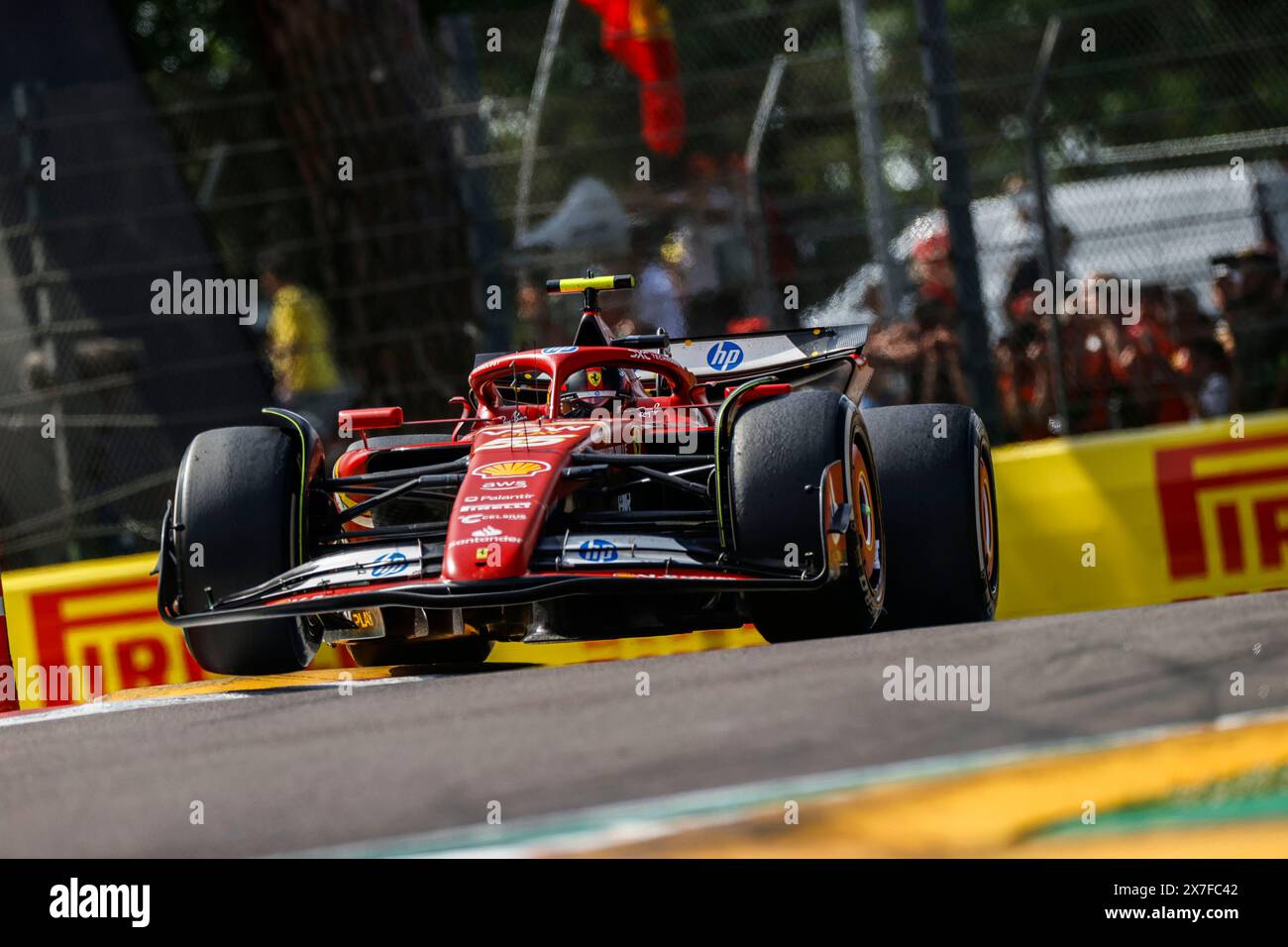 Imola, Italien. Mai 2024. #55 Carlos Sainz (ESP, Scuderia Ferrari HP), F1 Grand Prix von Emilia-Romagna auf dem Autodromo Internazionale Enzo e Dino Ferrari am 19. Mai 2024 in Imola, Italien. (Foto von HOCH ZWEI) Credit: dpa/Alamy Live News Stockfoto